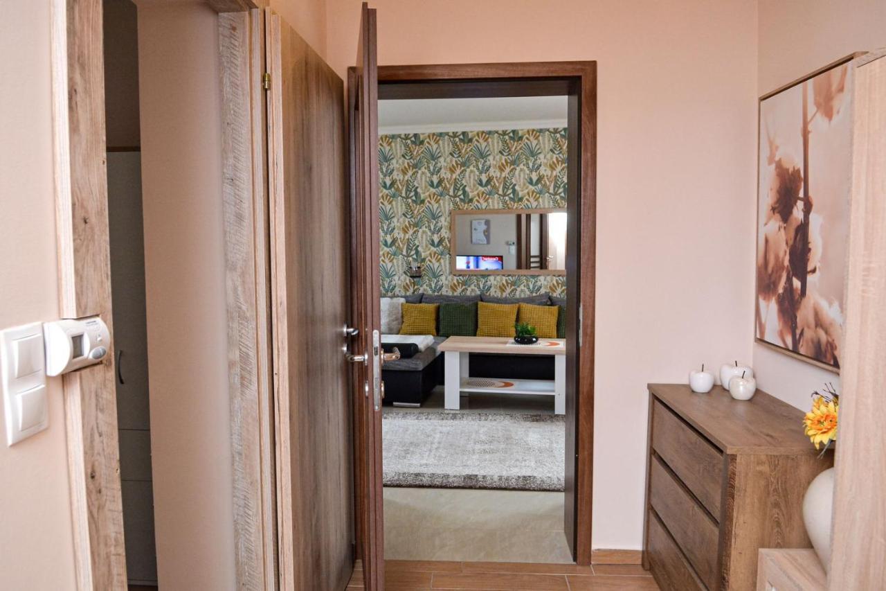 Unicum Apartment *